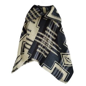 poncho de alpaca ecuatoriano
