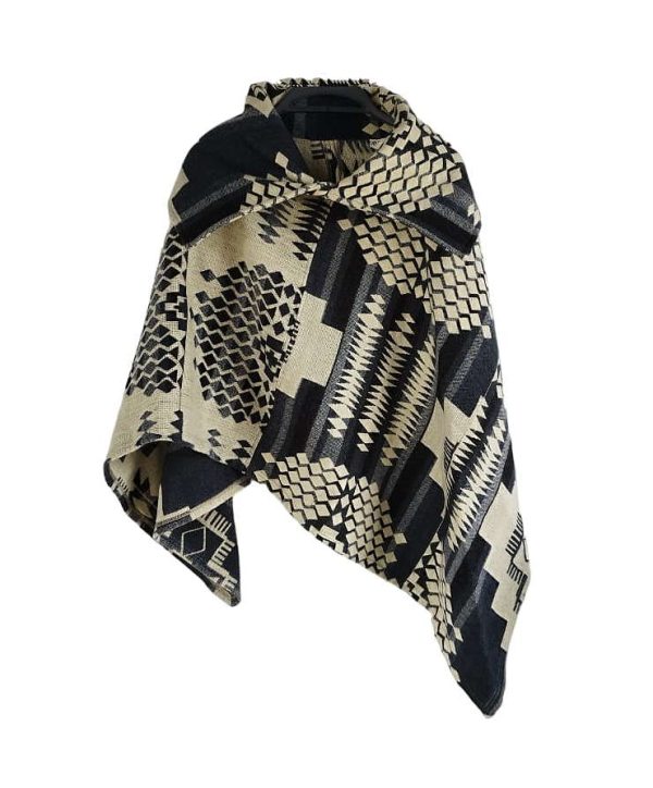 poncho de alpaca ecuatoriano