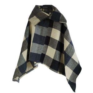 poncho de alpaca ecuatoriano
